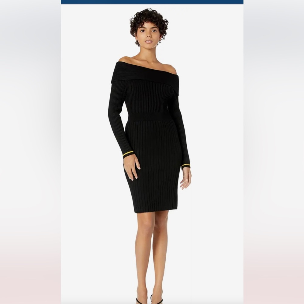 Off the shoulder fitted ribbed dress